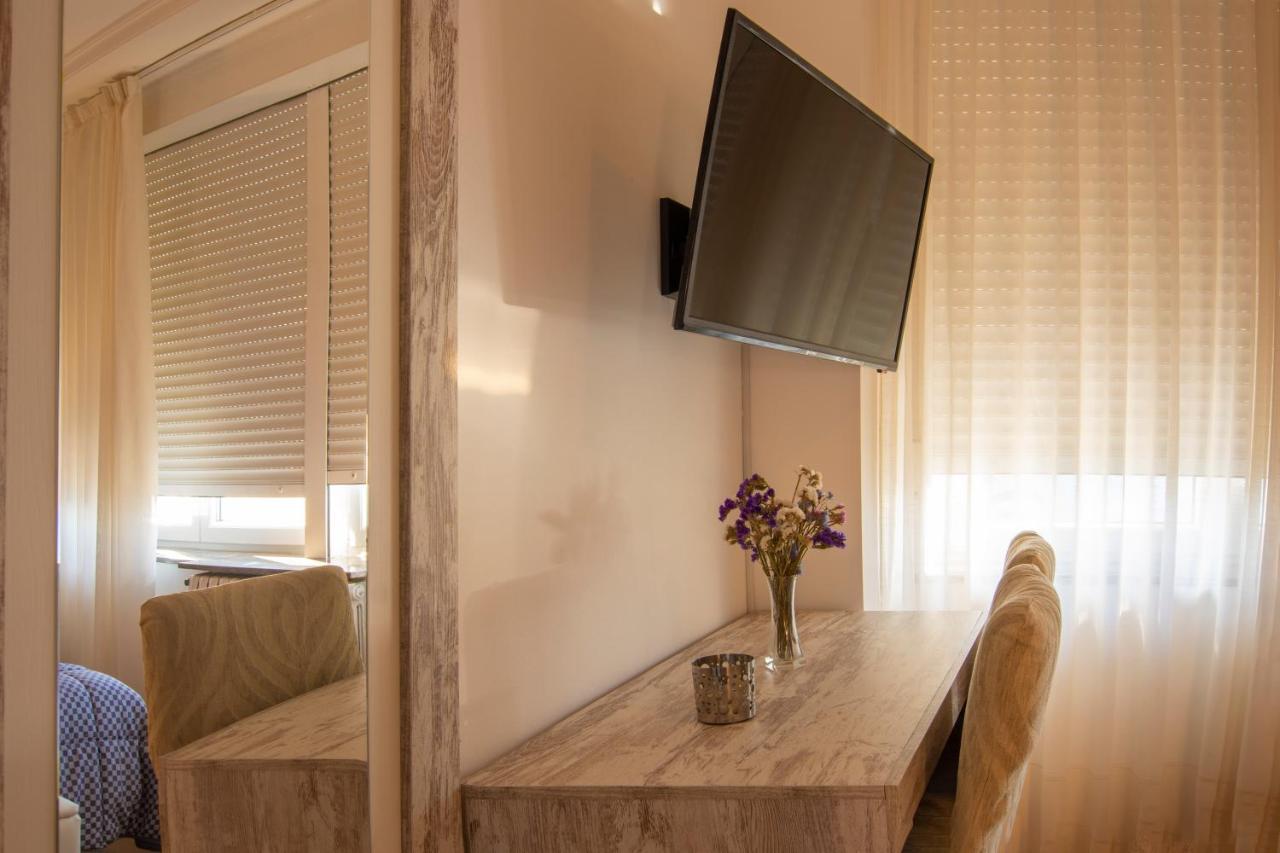 Hotel A Muradana Muros Zewnętrze zdjęcie